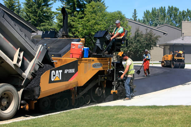 Best Driveway Paving Contractor  in Browns Mills, NJ